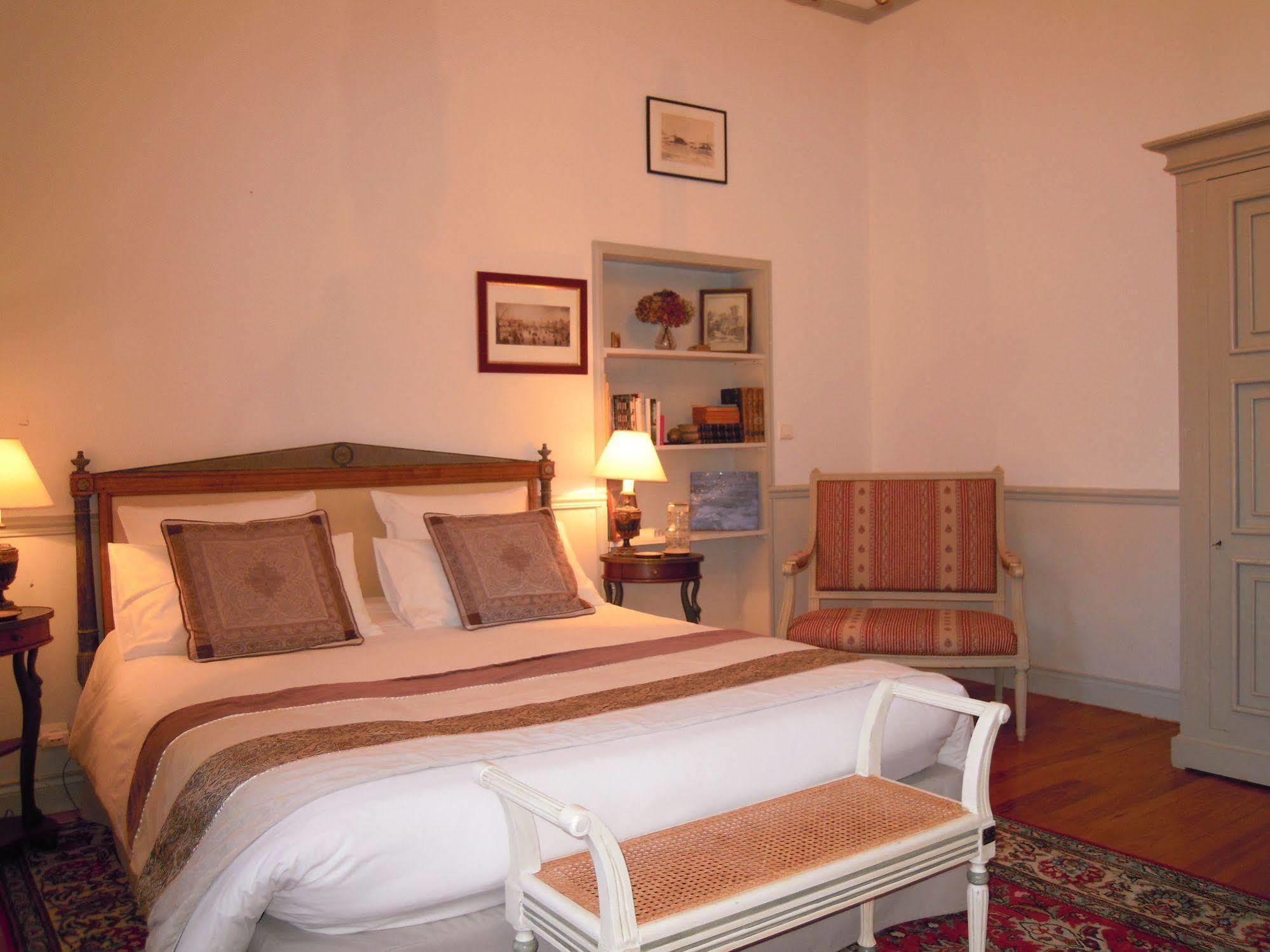 Le Manoir De La Fieffe Bed & Breakfast Шербур-ан-Котентан Екстериор снимка